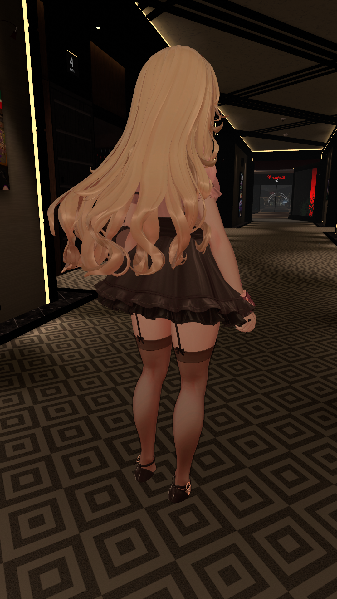 VRChat_2025-07-31_15-31-36.965_1080x1920.png