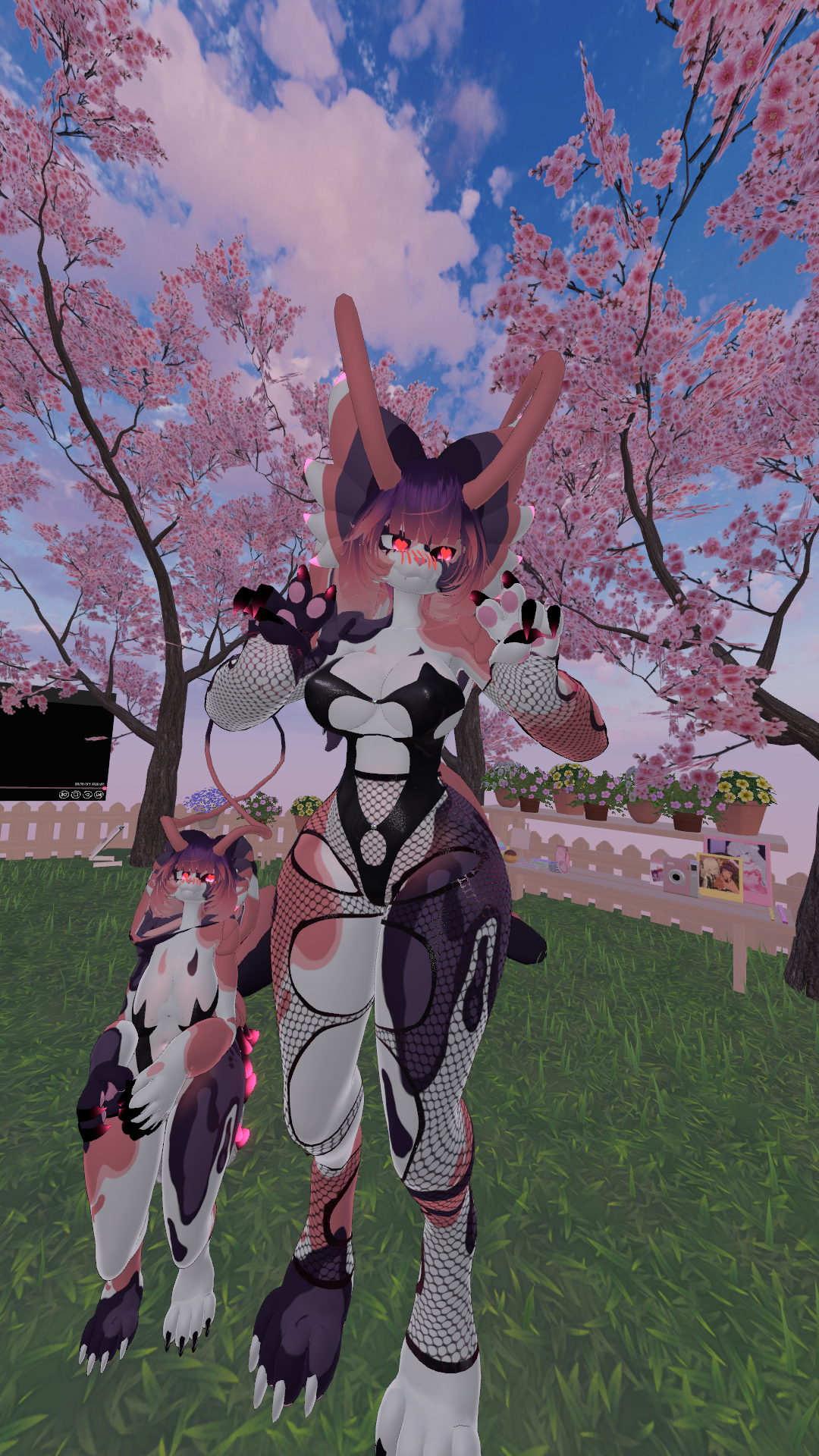 VRChat_2025-08-26_04-57-16.406_1080x1920.png