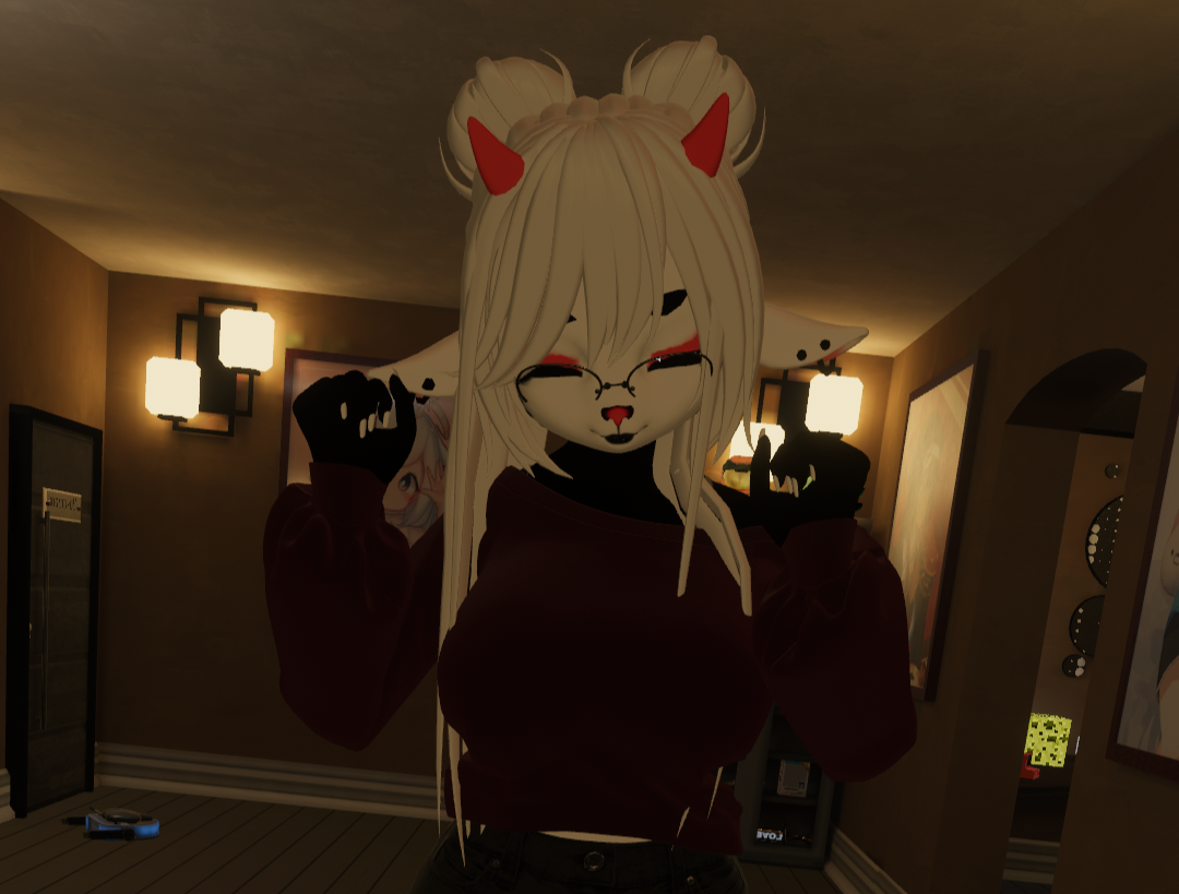 VRChat_2025-02-14_23-01-22.745_1080x1920.png