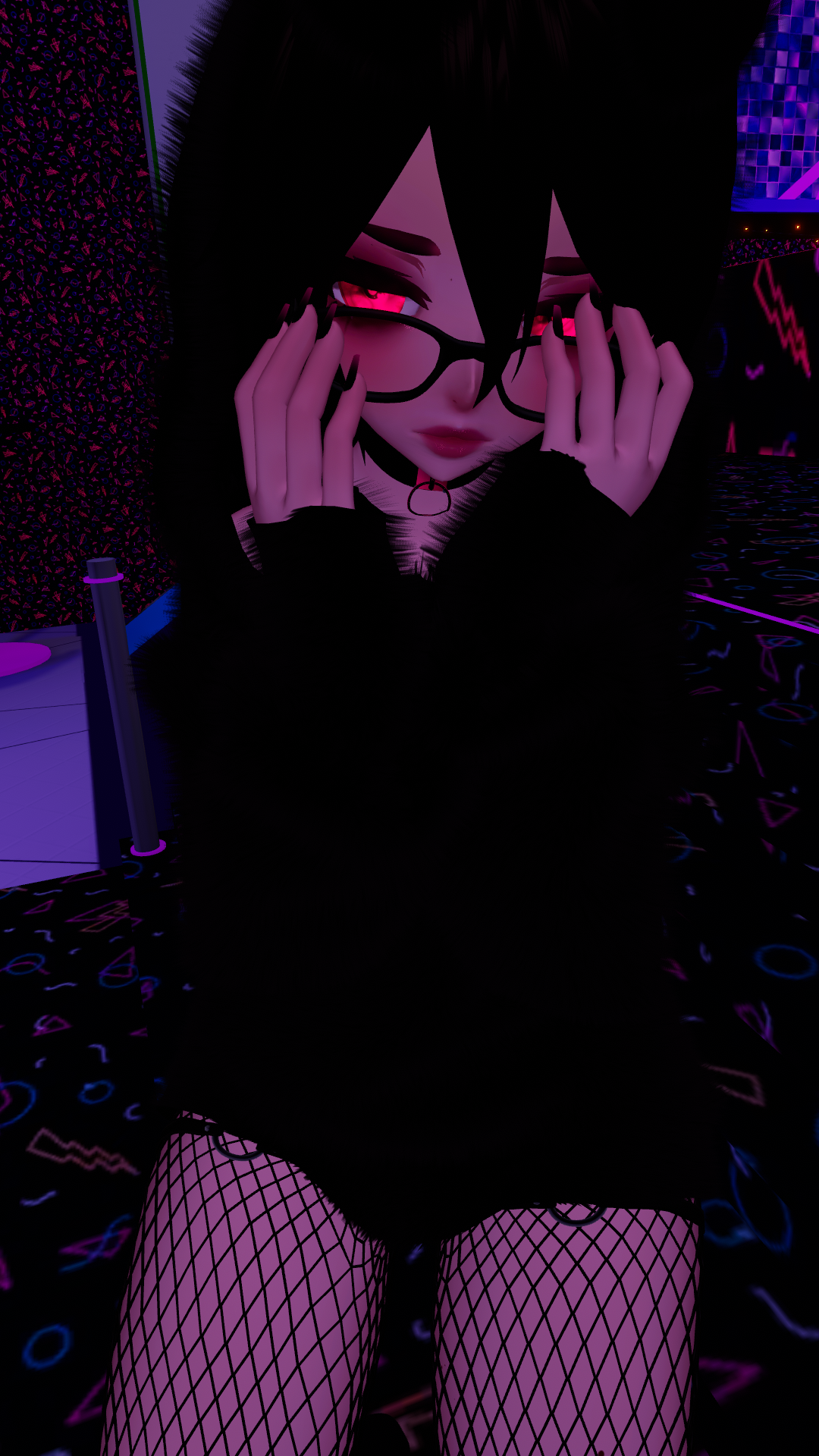VRChat_2022-11-15_21-39-35.751_1080x1920.png