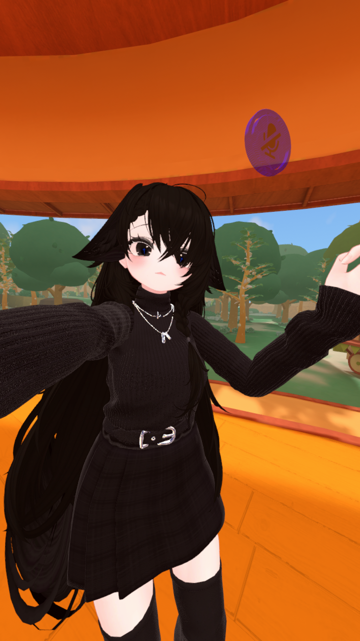 VRChat_2026-06-01_02-39-57.625_720x1280.png