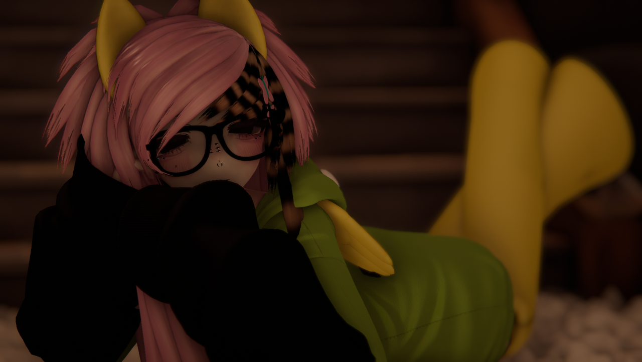 VRChat_2025-10-16_05-04-34.234_1920x1080 (1).png