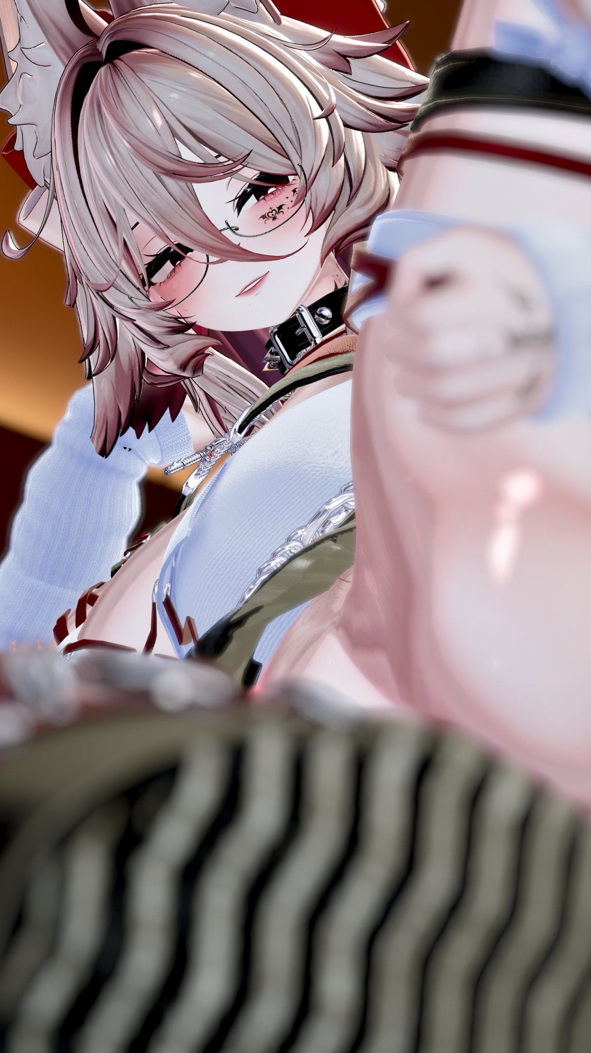 R.jpg